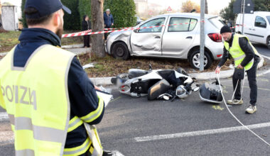 Terribile incidente lungo la Marecchiese, due ragazzine travolte in scooter. Muore una 18enne