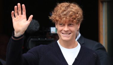 La normalità di Jannik Sinner: il campione alla guida della Fiat Panda