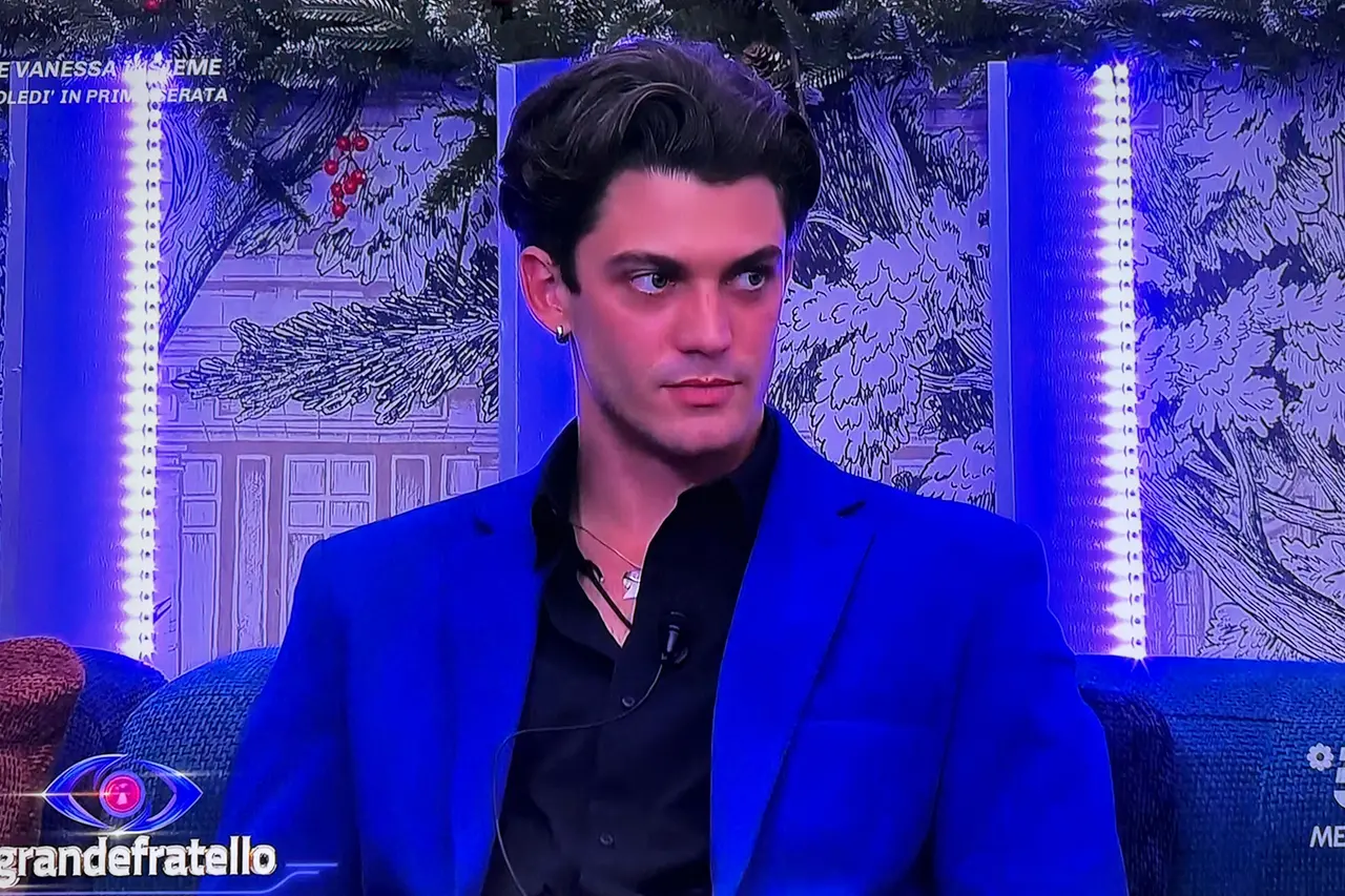 Jonas è uno dei finalisti del Grande Fratello 2025