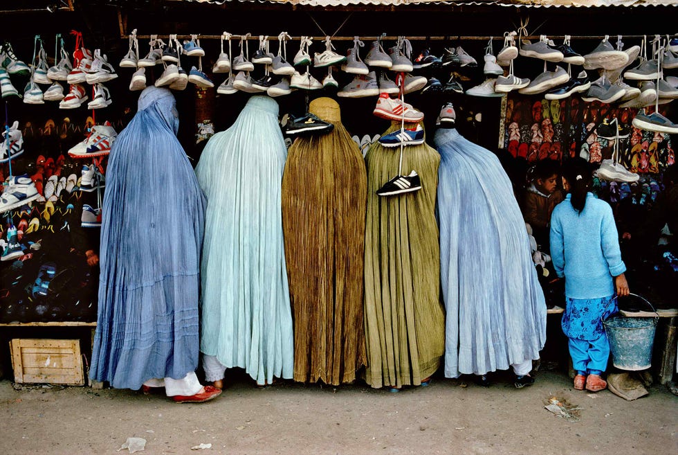 100 fotografie di steve mccurry in mostra a parma