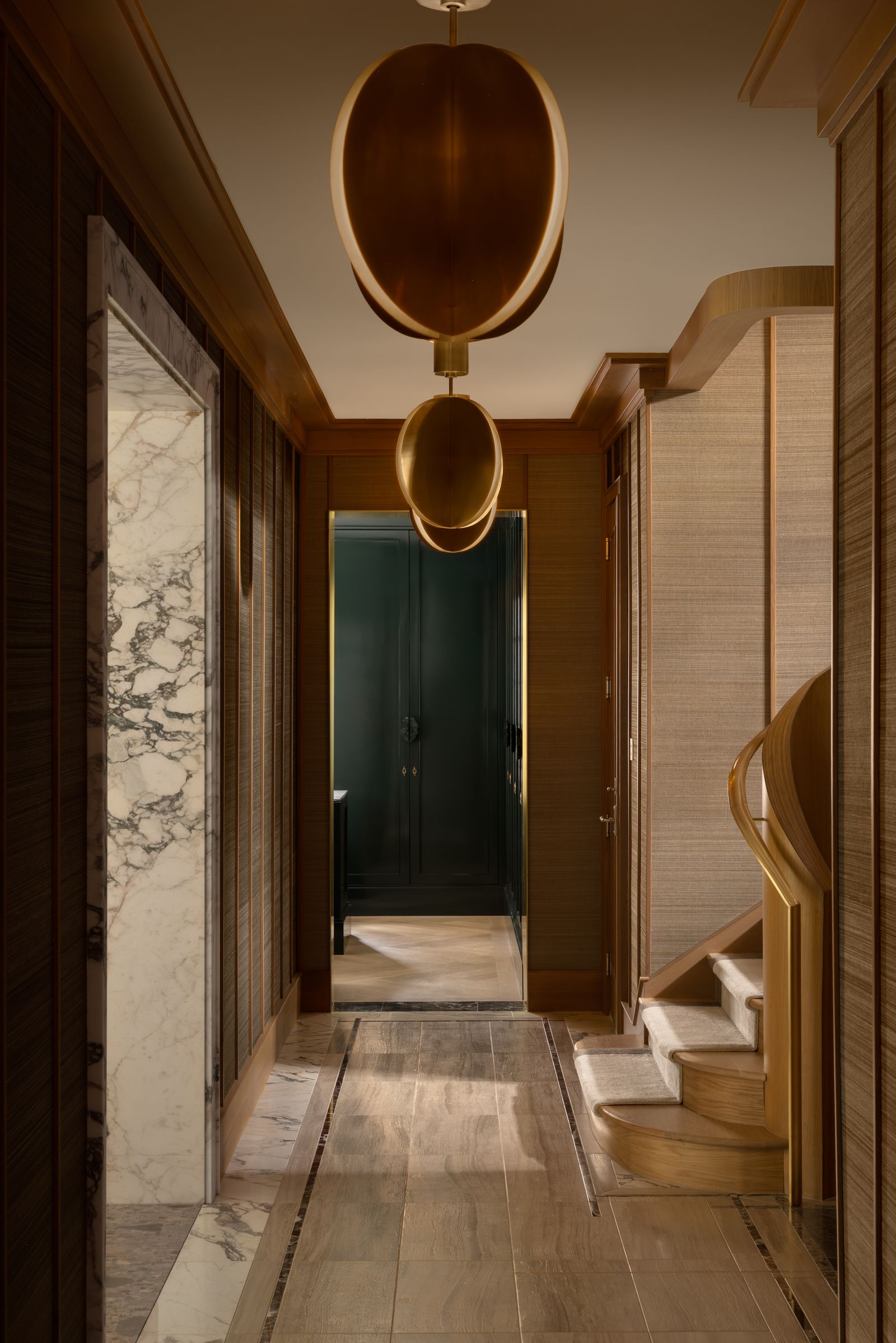 art deco ingresso sospensione scultorea scala