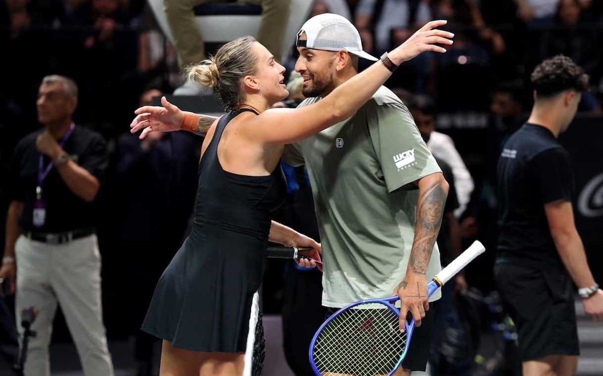 Tennis, Kyrgios vince la 'Battaglia dei sessi': Sabalenka sconfitta in due set