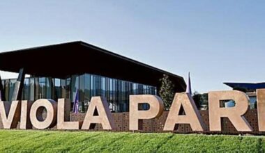 Fiorentina, petardi nella notte al Viola Park. Squadra ancora in ritiro, mercoledì 17 a Losanna