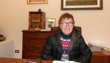 “Offrono vestiti gratis ma poi insistono per avere i soldi”