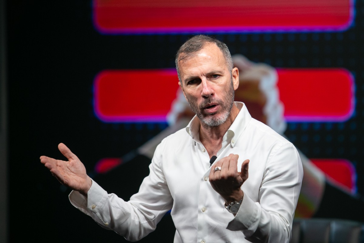 Telecom più 110% in Borsa in un anno il piano lento ma costante dell'ad Pietro Labriola