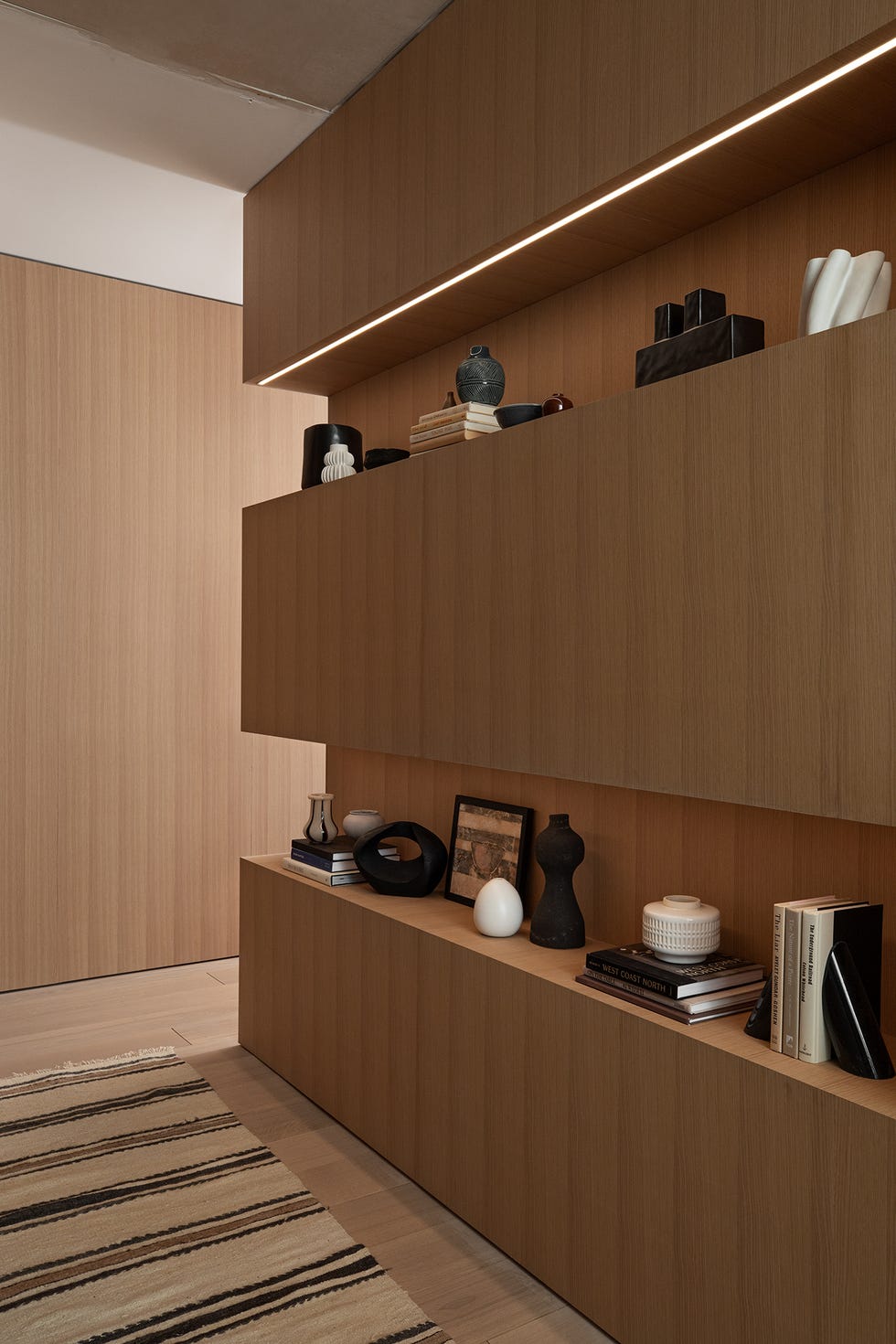 una casa moderna y calida en nueva york decorada por stewart schäfer