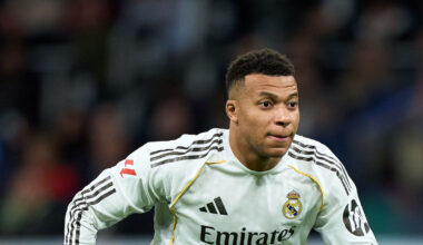 out contro il Real Betis