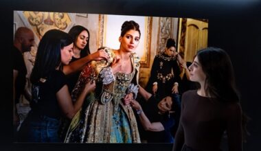 E' un successo la mostra fotografica di McCurry "Raccontare l'Umbria": storie, volti, comuni immortalati