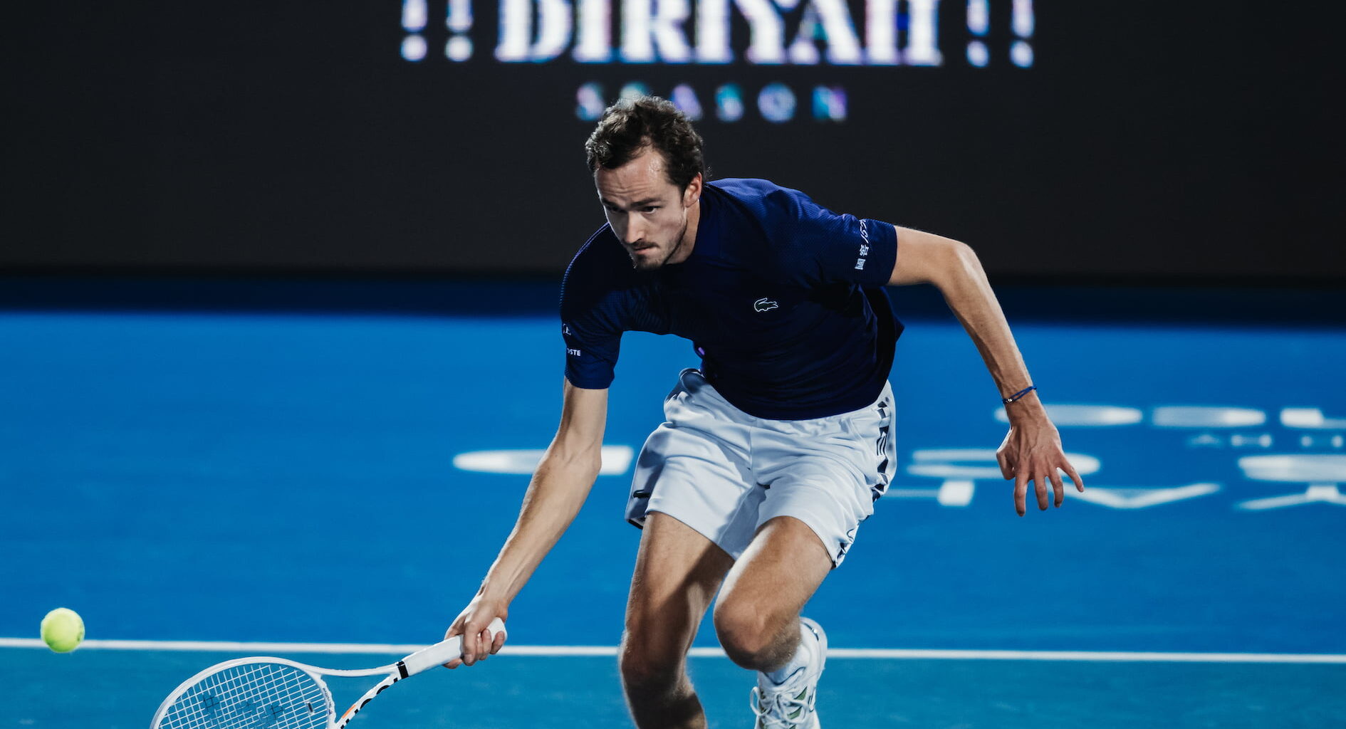 Medvedev sconfitto dal numero 524 del mondo in esibizione