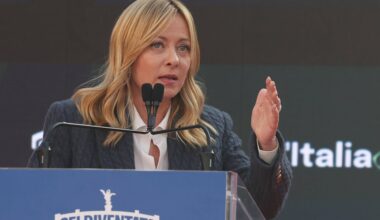 Atreju 2025, il discorso di Meloni e la stoccata a Schlein assente e al centrosinistra