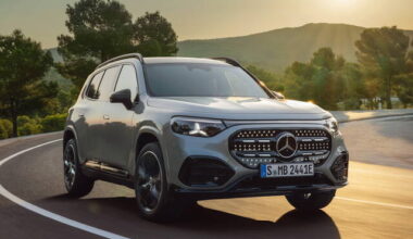 Mercedes GLB 2026: cambia tutto