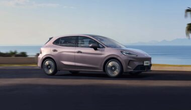 La MG4 con batterie allo stato semisolido è in vendita a 12.500 euro