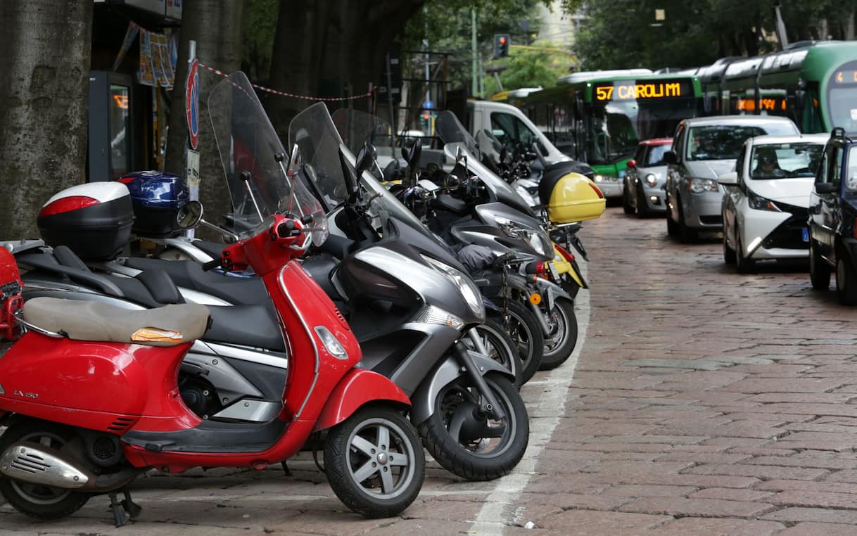 Bollo moto 2026, chi deve pagarlo e quanto costa: regole e novità