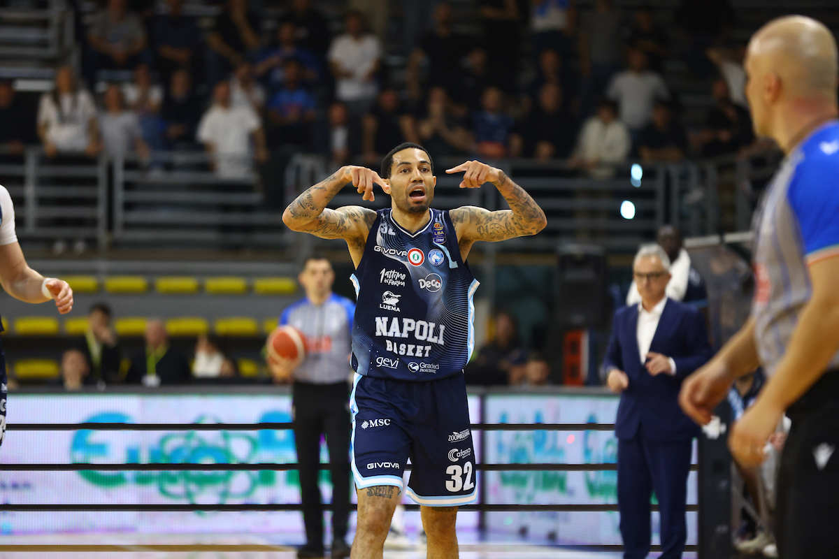 Pallacanestro Cantù, sugli esterni vicina la firma di Erick Green