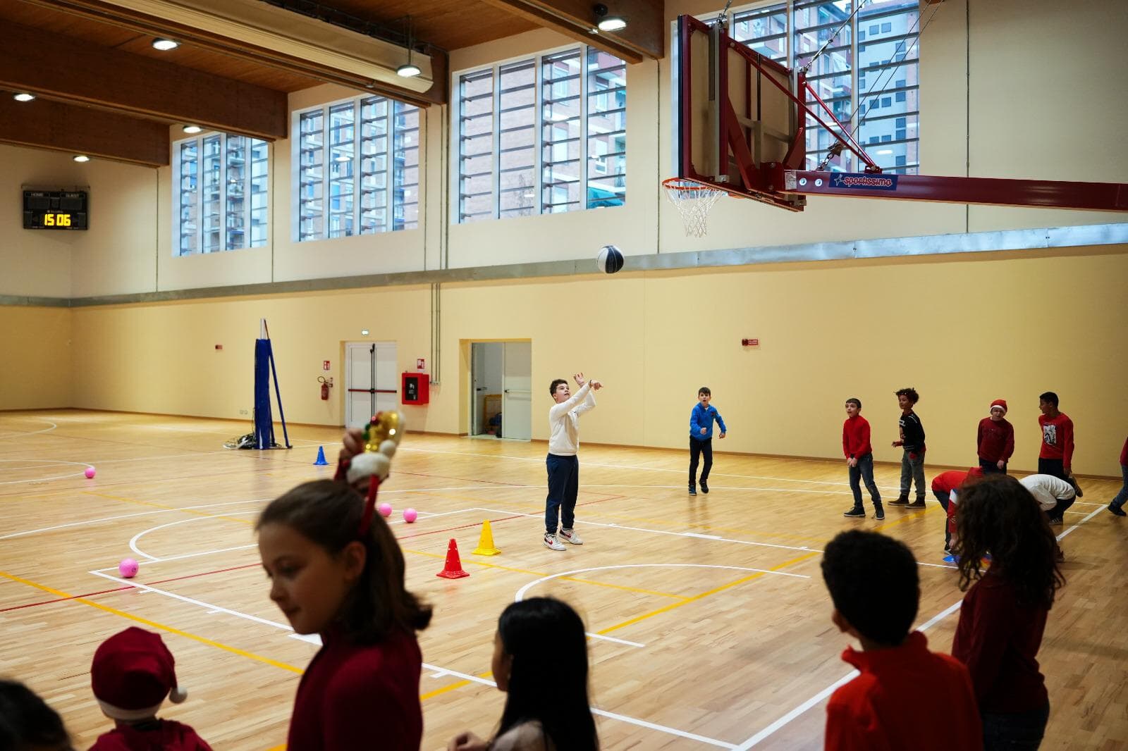 Nuova scuola via Brocchi a Milano. Palestra via Brocchi 1