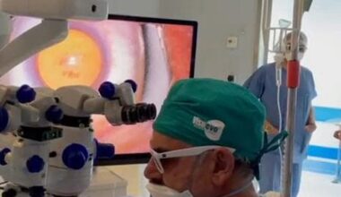 A 100 anni torna a vedere dopo un intervento di cataratta all’ospedale Di Venere