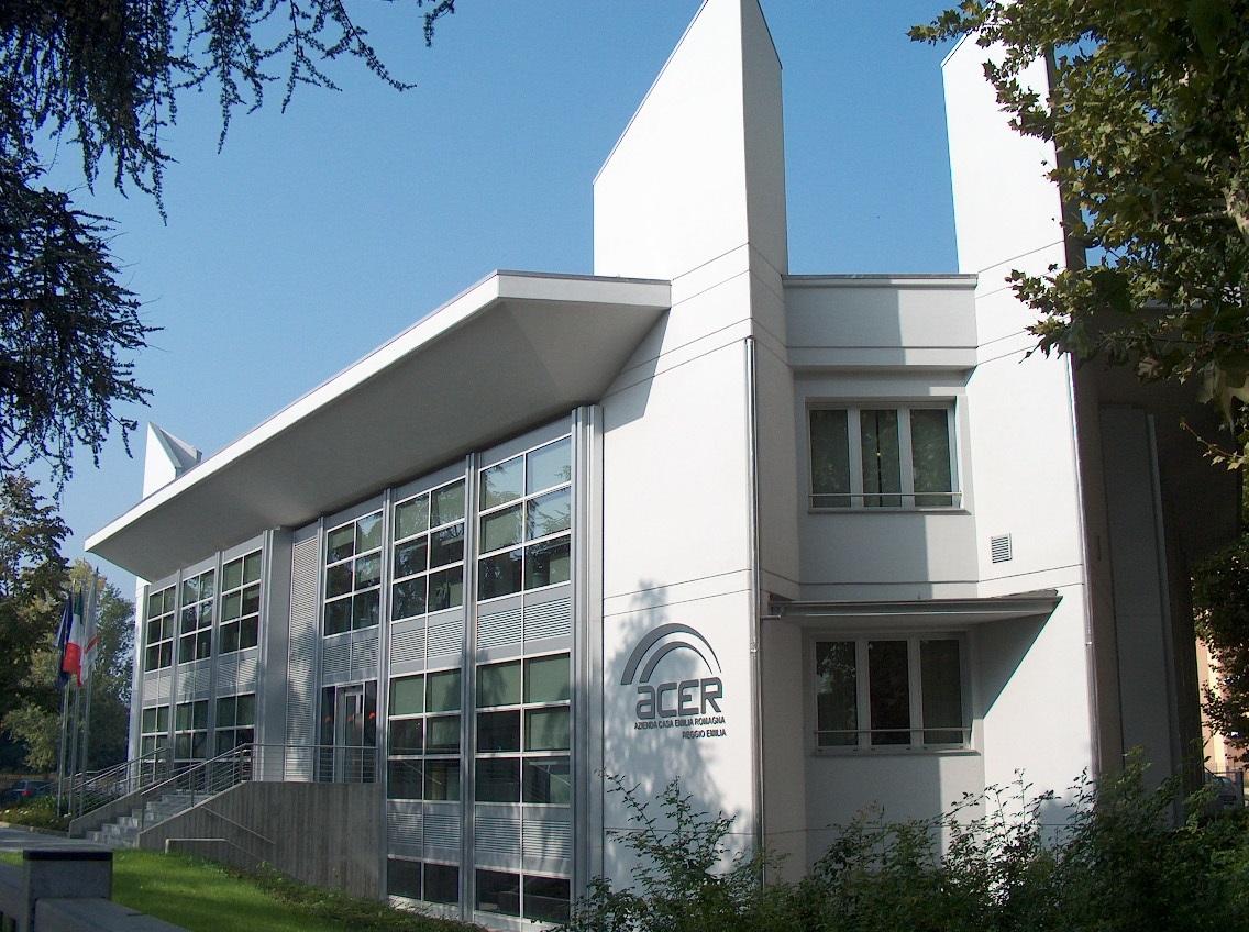 Case popolari a Reggio Emilia: gli inquilini non pagano, morosità per 16 milioni di euro