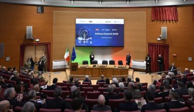 Difesa, Crosetto: «Entro febbraio piano di riorganizzazione». Portolano: «Le minacce ibride sono elemento strutturale della sicurezza»