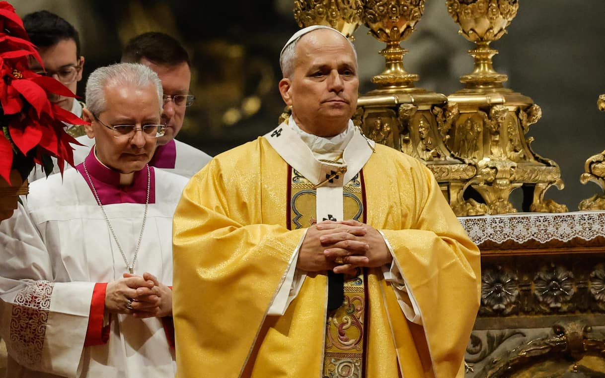 Messa di Natale, l'omelia di Papa Leone XIV: 'Economia distorta tratta uomini come merci'