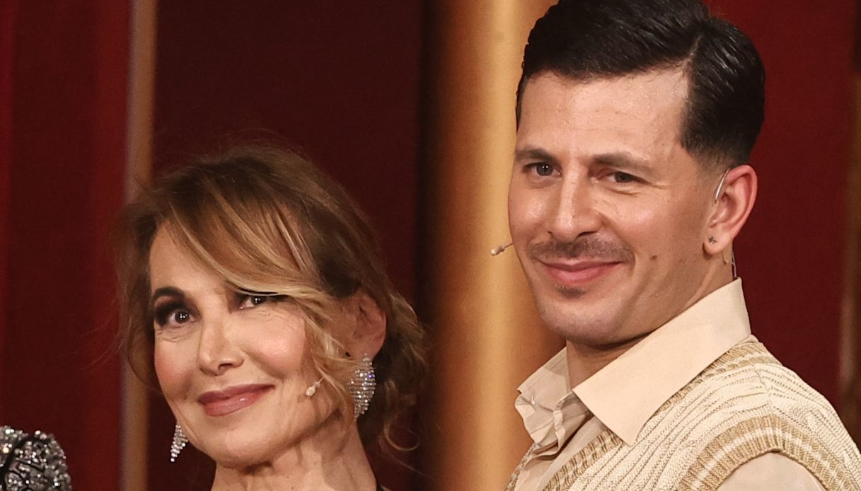 Pasquale La Rocca sceglie Barbara D’Urso. E poi si confessa sull'amore: "Sono pronto"