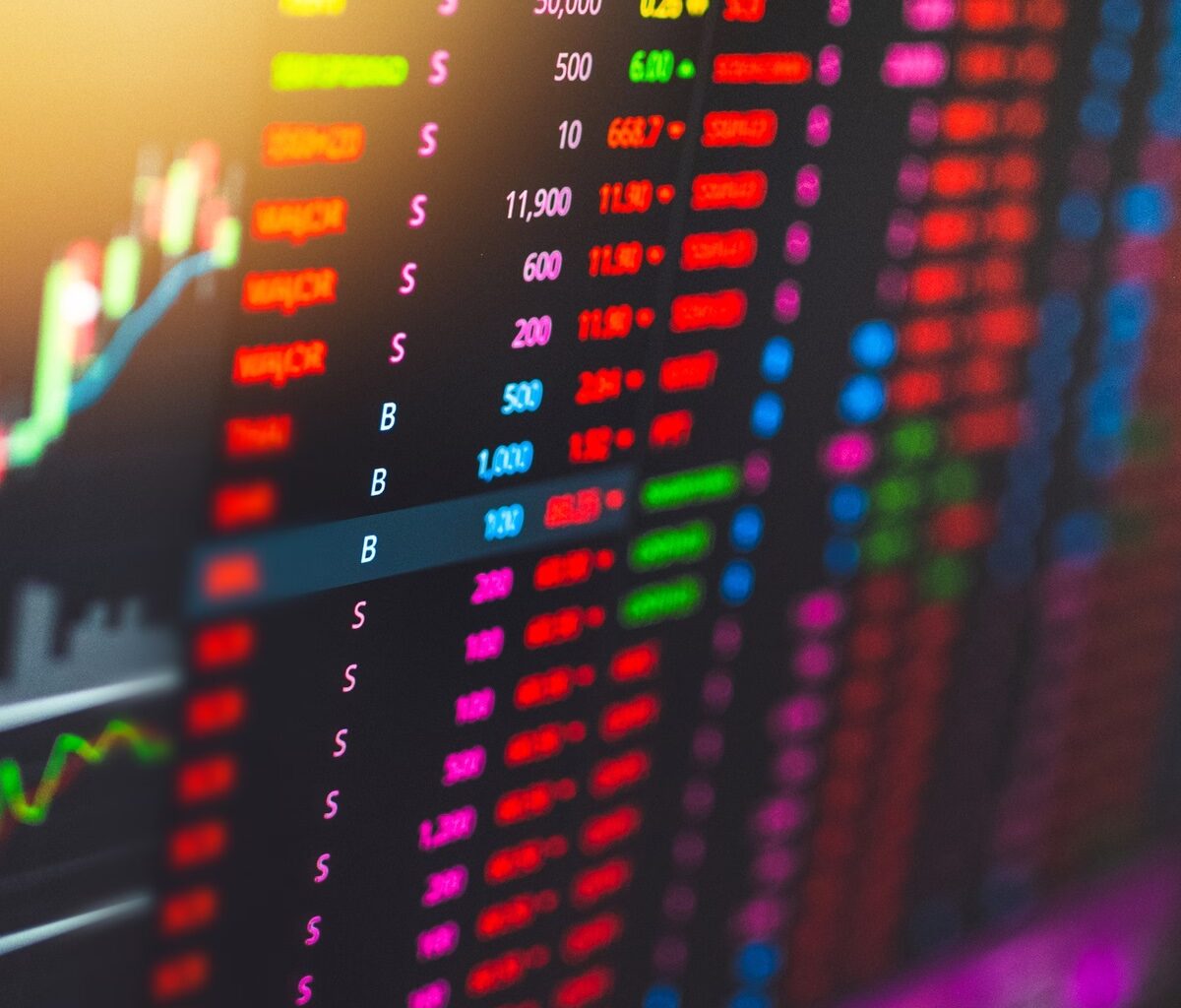 piazza-affari-rosso_1