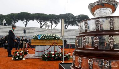 Funerali Nicola Pietrangeli, ultimo saluto al tennista italiano in diretta