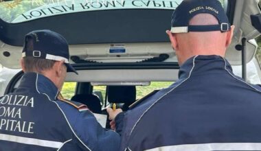 Roma, investe un ciclista e scappa: 59enne rintracciata e denunciata