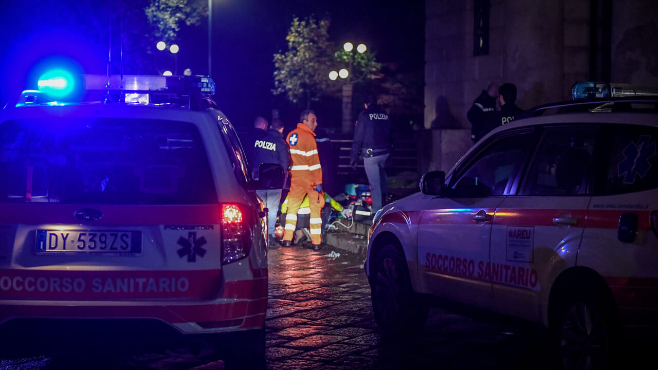 Milano, ragazza accoltellata a caso nel cortile di un condominio