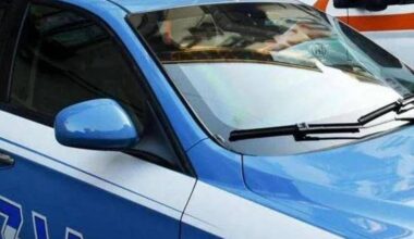 Ragazza di 26 anni accoltellata da uno sconosciuto a Milano, il motivo è assurdo