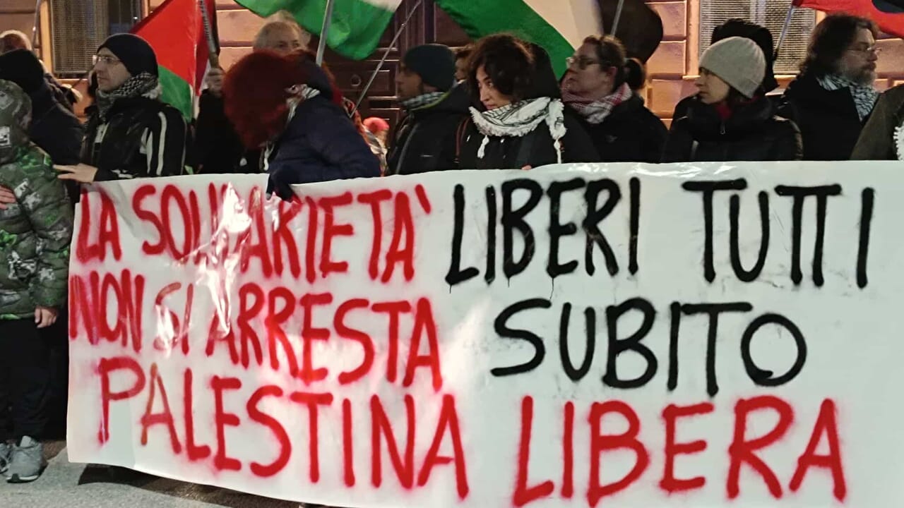 Presidio pro Hannoun davanti al carcere di Marassi: “Ingiustamente detenuto”