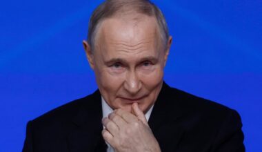 Putin innamorato e proposte di matrimonio: curiosità dalla conferenza dello zar