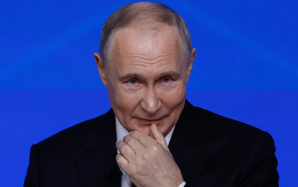 Putin innamorato e proposte di matrimonio: curiosità dalla conferenza dello zar