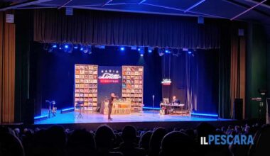 Linus e Matteo Curti con Radio Linetti fanno il pieno di applausi ma anche di parrozzi, bocconotti e fiadoni