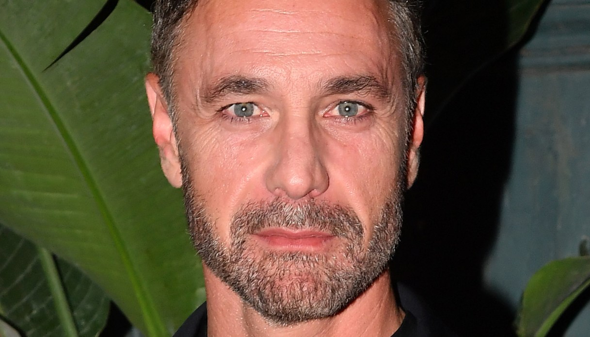 Raoul Bova e Beatrice Arnera "condividono una casa a Roma": l'indiscrezione