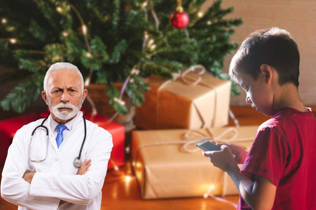 Pensaci bene prima di regalare uno smartphone a tuo figlio per Natale: tutti i rischi secondo gli esperti