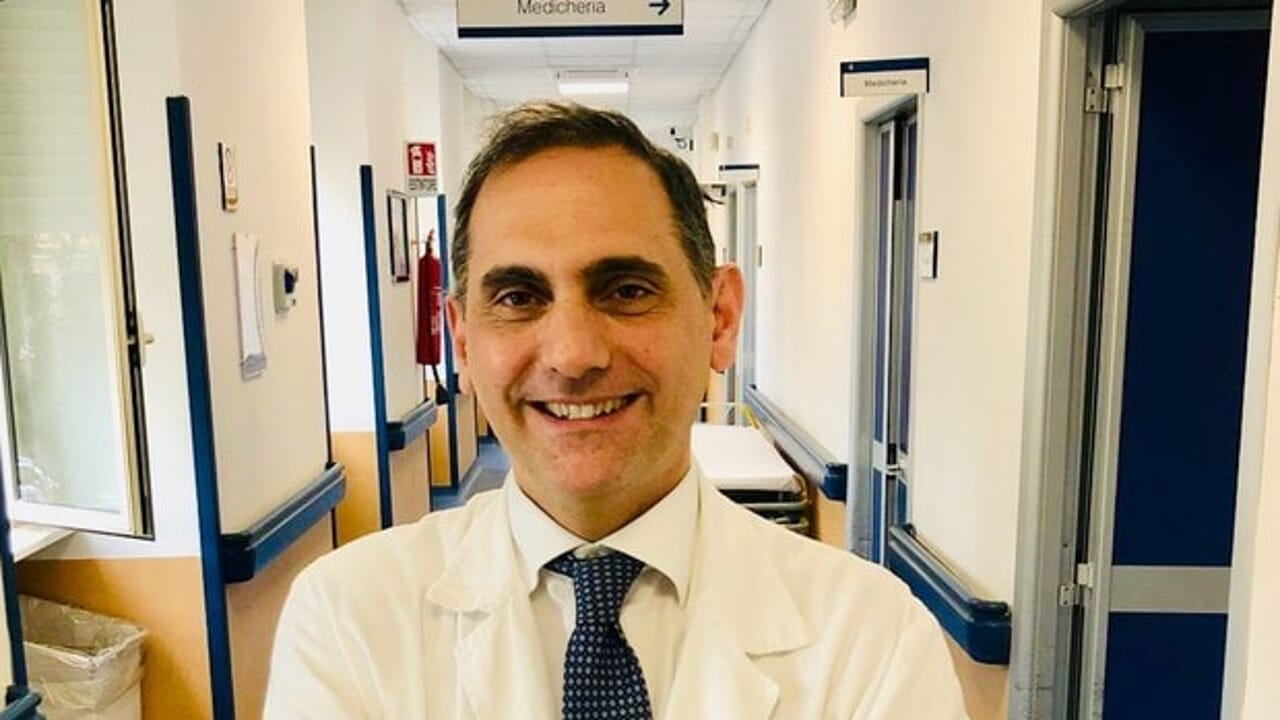 in manette per corruzione il primario Roberto Palumbo e l'imprenditore Maurizio Terra