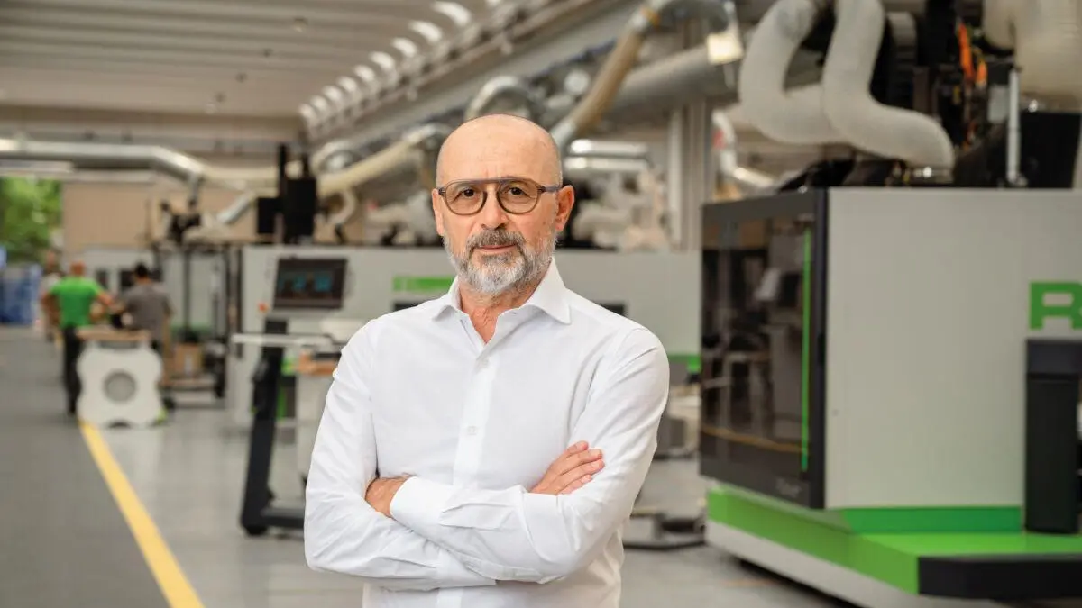 Roberto Selci ha preso in mano l’azienda dopo la messa alla porta dell’ad Potenza