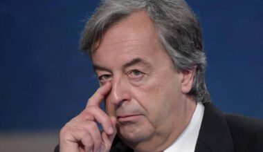 Influenza K, boom a Natale? I due consigli di Burioni per 'salvarsi'