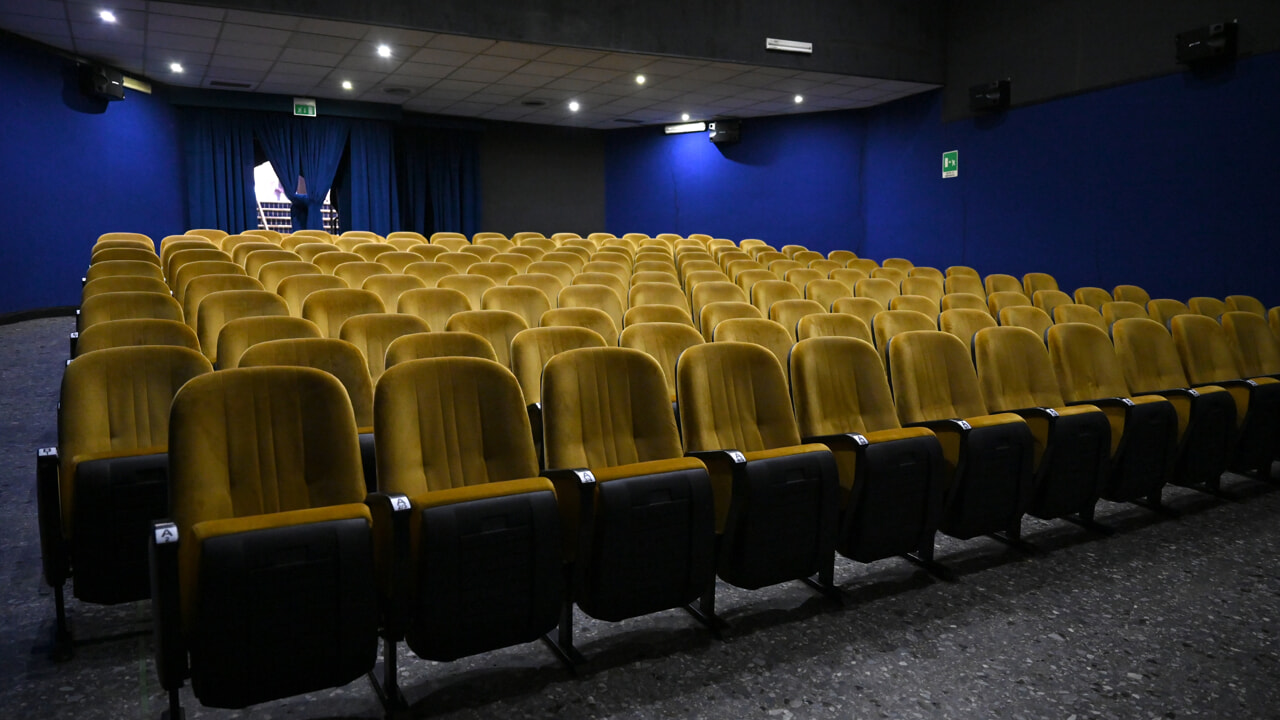 "Vivi Spettacolo", un carnet di ingressi a prezzo ridotto a cinema e teatri di Roma: dove acquistarlo