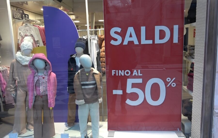 Saldi invernali Abruzzo: nuovo appello per spostare la data