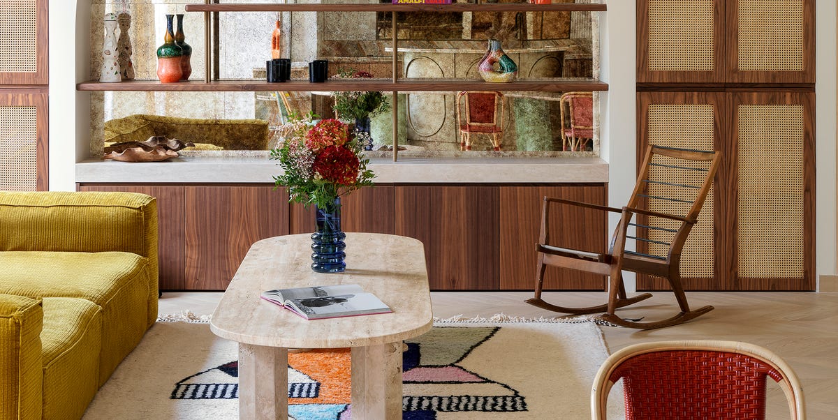 Una casa storica di 160 mq tra colori e curve