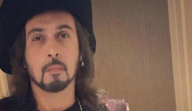 "Ho smesso di essere il lupo della notte. Il tradimento di Clizia Incorvaia con Scamarcio? Quando l’ho saputo ho fermato la macchina, sono sceso e ho vomitato": parla Francesco Sarcina