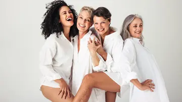 Sessualità femminile nel 2025: donne più felici e consapevoli. Ma persistono i falsi miti