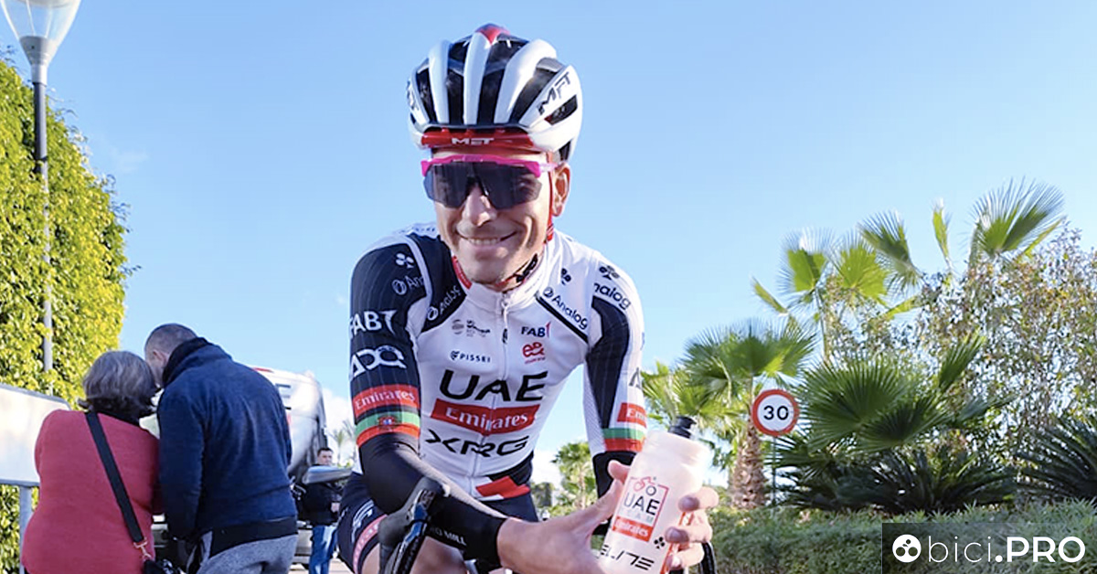 Il primo big del Giro alza la mano. Almeida crede alla rosa