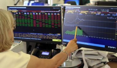 Lo spread risale a 70 punti, conviene ancora investire in Titoli di Stato?