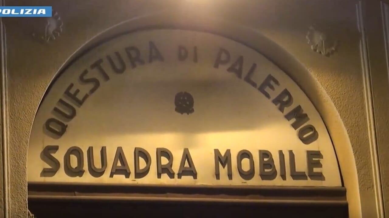 dopo la rivolta dei commercianti scattano 50 arresti