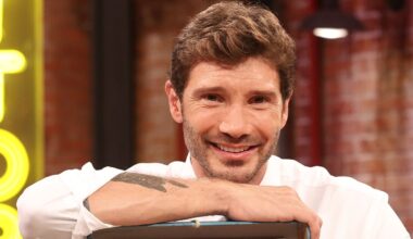 Affari Tuoi, la stoccata di Stefano De Martino a Gerry Scotti: "Anche qui facciamo cultura"
