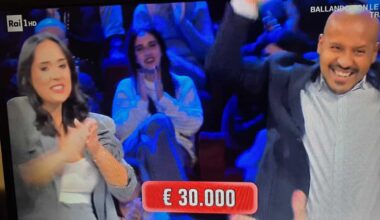 rifiuta l’offerta del Dottore e trionfa