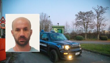 taglia le sbarre e si cala con le lenzuola annodate