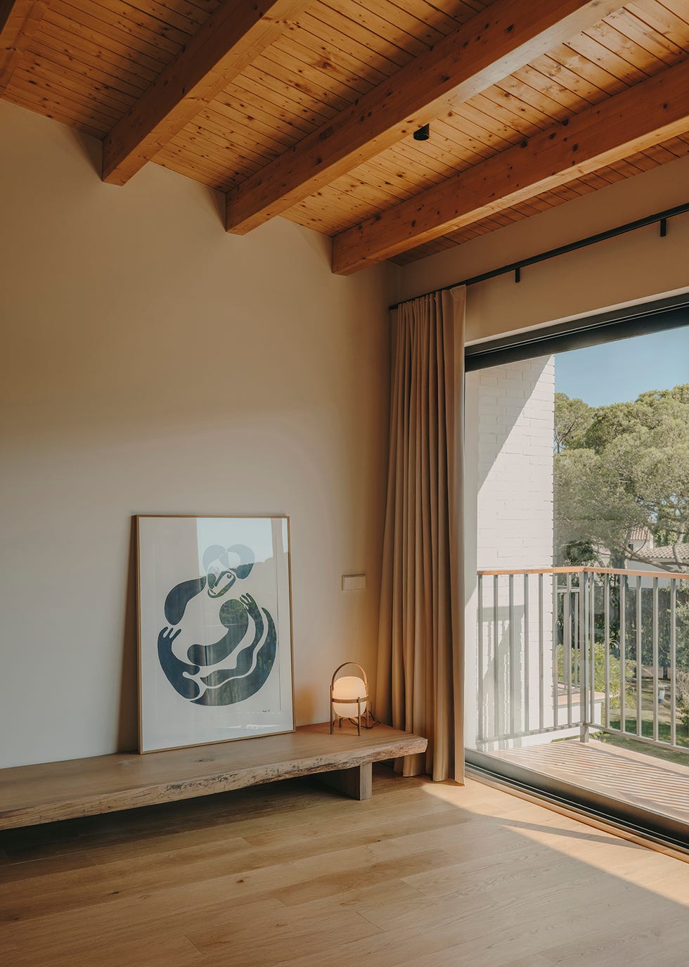 casa de campo con decoracion moderna por forma arquitectura